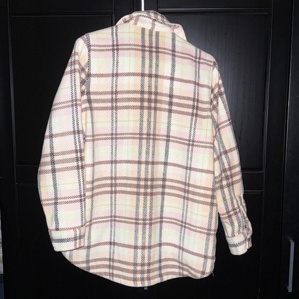 Universal Thread shacket - Picture 6 of 6